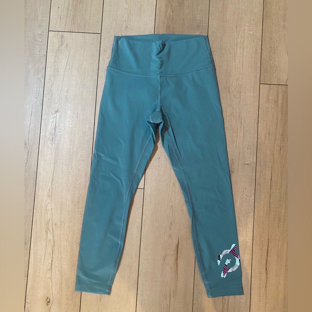 Lululemon x Peloton Leggings - Green, Size M - Picture 11 of 12